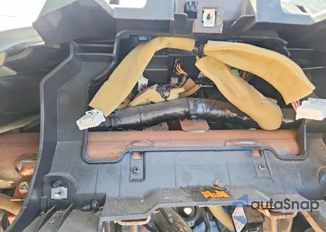 2017 Nissan Maxima Platinum z USA, uszkodzony, nr VIN 1N4AA6AP7HC435873